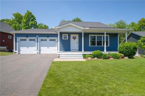 27 Chapman Chase Chase #27, Windsor Locks, CT 06096