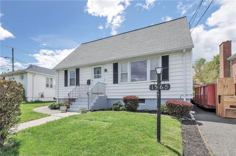 1563 Madison Ave, Bridgeport, CT 06606