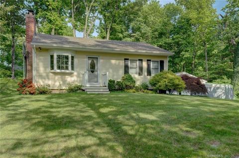 338 Margarite Rd, Middletown, CT 06457