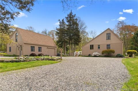 334 Brook St, Groton, CT 06340