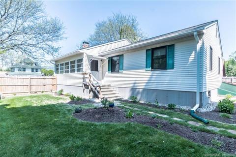 1890 Poquonock Ave, Windsor, CT 06095