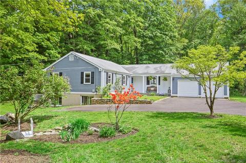 48 Cedar Rd, Wilton, CT 06897