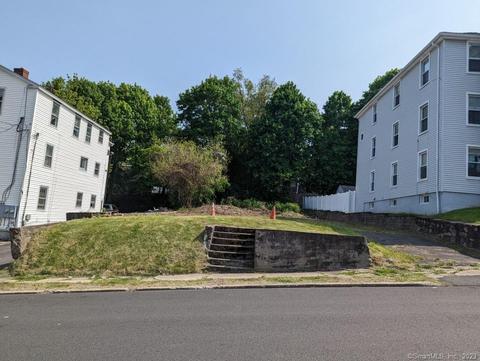 117 Gridley St, Bristol, CT 06010