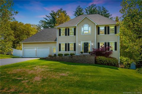 14 Winter Village Rd, Granby, CT 06035