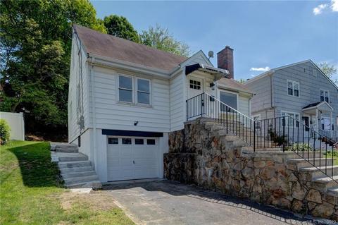 51 Lorraine St, Bridgeport, CT 06604