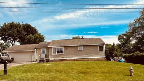 16 Angell Ave, Shelton, CT 06484