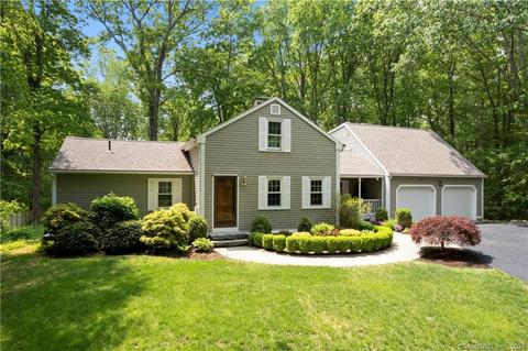 84 Mares Hill Rd, Essex, CT 06426