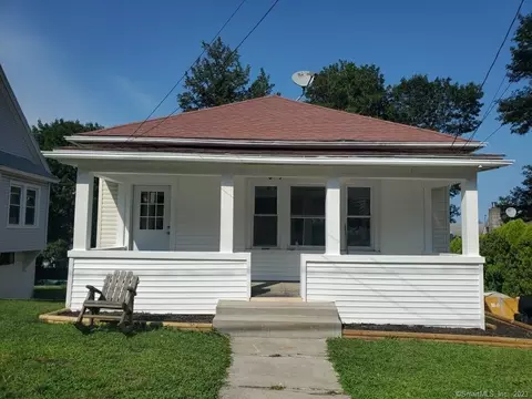 249 Vauxhall St, New London, CT 06320