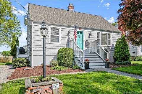 114 Gould Ave, Fairfield, CT 06824