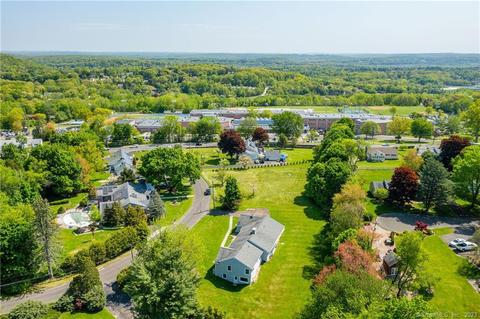 6 Dogwood Dr, Danbury, CT 06811