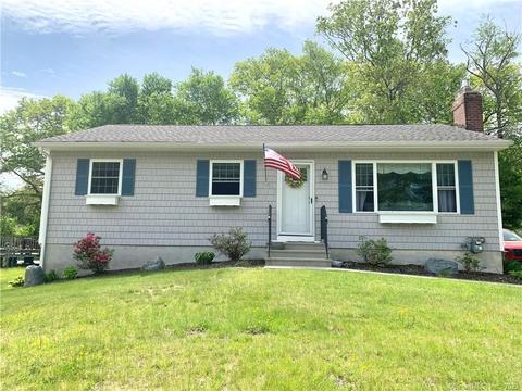 53 New York Rd, Montville, CT 06370