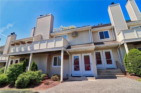 325 Willow Spgs #325, New Milford, CT 06776