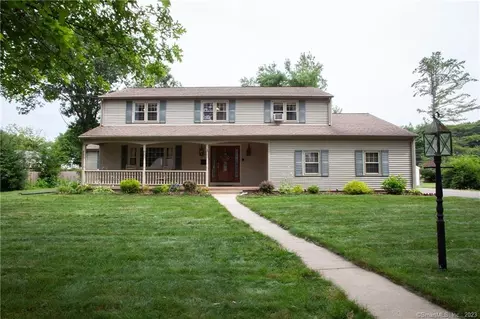 23 Richmond Dr, Manchester, CT 06042