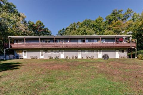 26 Crandall Hill Rd, Montville, CT 06353