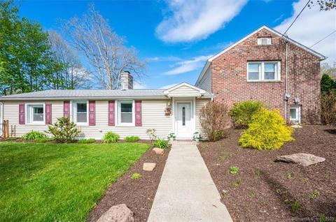 10 Grieb Trl, Wallingford, CT 06492