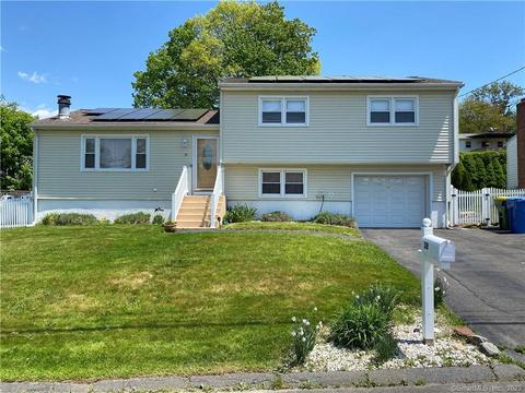 38 Greenview Dr, Waterbury, CT 06708