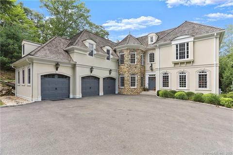 116 Princess Pine Ln, Fairfield, CT 06824