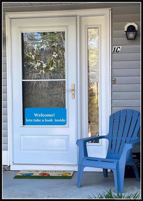 72 N Elm St #1C, North Canaan, CT 06018