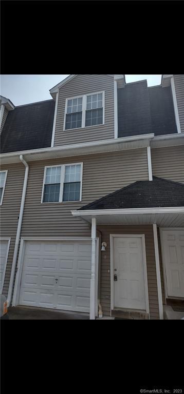 150 Stonefield Dr #8, Waterbury, CT 06705