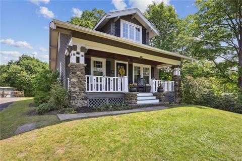 23 Cross St, Danbury, CT 06810