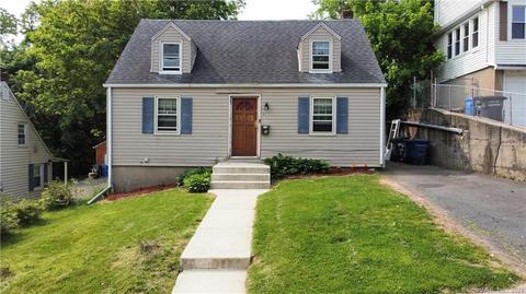 71 Branford St, Hartford, CT 06112