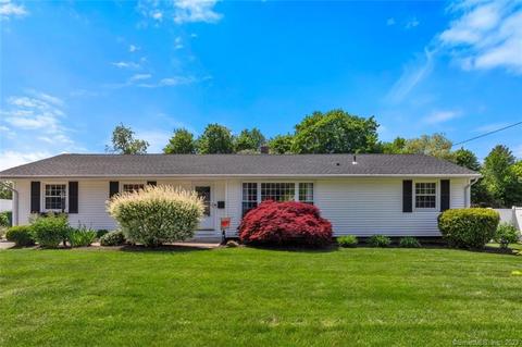 197 Contour Dr, Cheshire, CT 06410