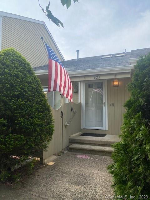 423 Lakeview Dr #423, Southington, CT 06489