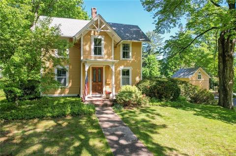 86 Hamilton Ave, Watertown, CT 06795