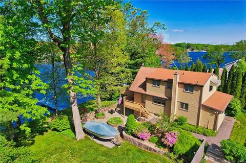 31 Averyll Ave, Wolcott, CT 06716