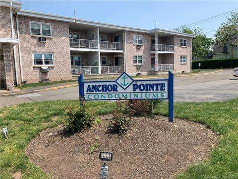 40 Chapel St #104, Milford, CT 06460