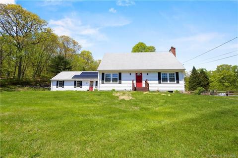 167 Pepper St, Monroe, CT 06468