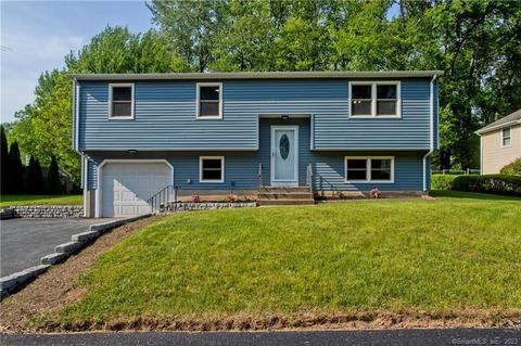 34 Deer Run Rd, Meriden, CT 06451