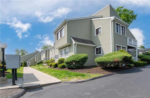 1 Farview Ave #B2, Danbury, CT 06810