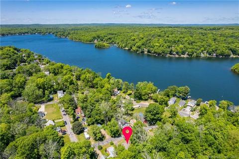252 Forest Rd, Coventry, CT 06238