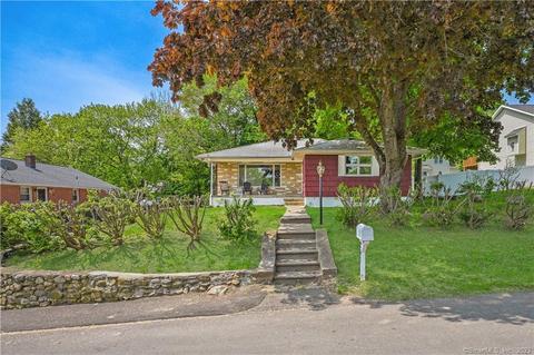 241 Dalton St, Watertown, CT 06779