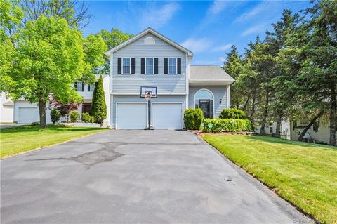 4 Bittersweet Ct, Newington, CT 06111