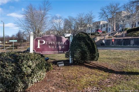 108 Burgundy Hill Ln #108, Middletown, CT 06457