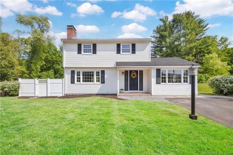 9 Heather Rd, Ellington, CT 06029