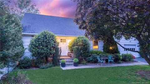 68 Edgerton St, Darien, CT 06820