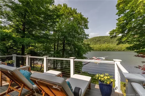 3 Apple Ln, New Milford, CT 06776