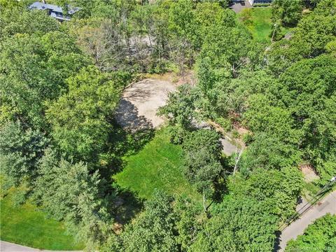 256 Butternut Ln, Stamford, CT 06903