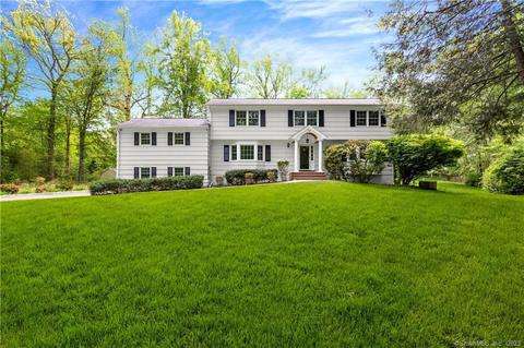 12 Graylock Rd, Weston, CT 06883