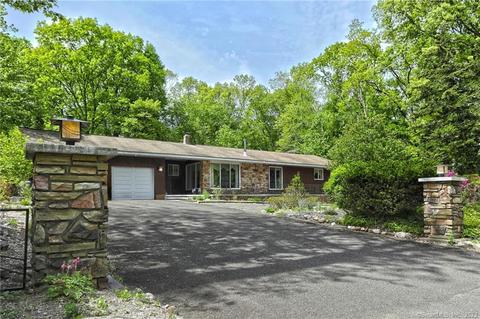 780 Peter Rd, Southbury, CT 06488