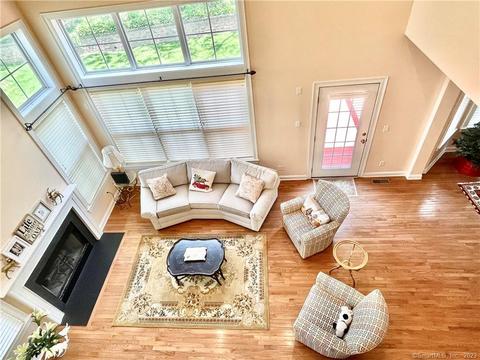 3 Self Ct #3, Wallingford, CT 06492