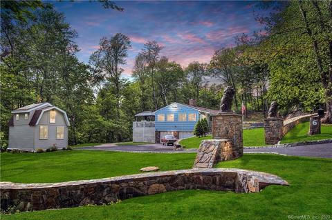 6 Old Farm Rd, Weston, CT 06883