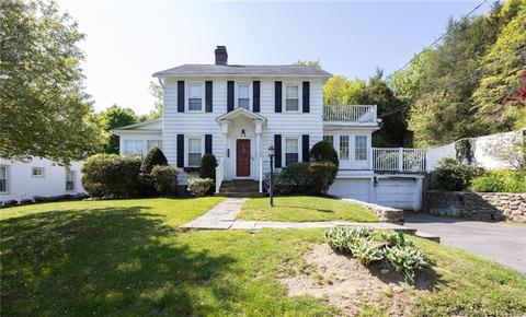 41 Pine St, Watertown, CT 06795
