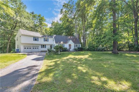 33 Hickory Hill Rd, Simsbury, CT 06070