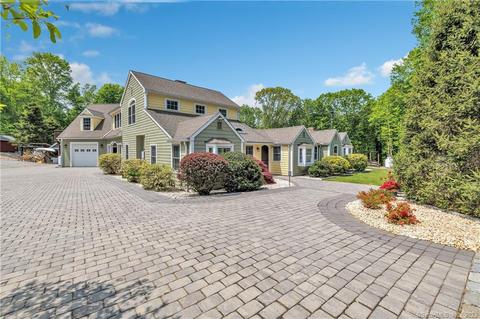 221 Good Hill Rd, Oxford, CT 06478