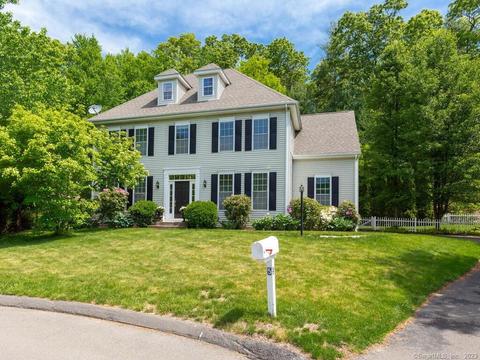 5 Wentworth Pl, Avon, CT 06001