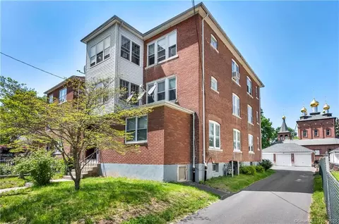 262 South St, Hartford, CT 06114